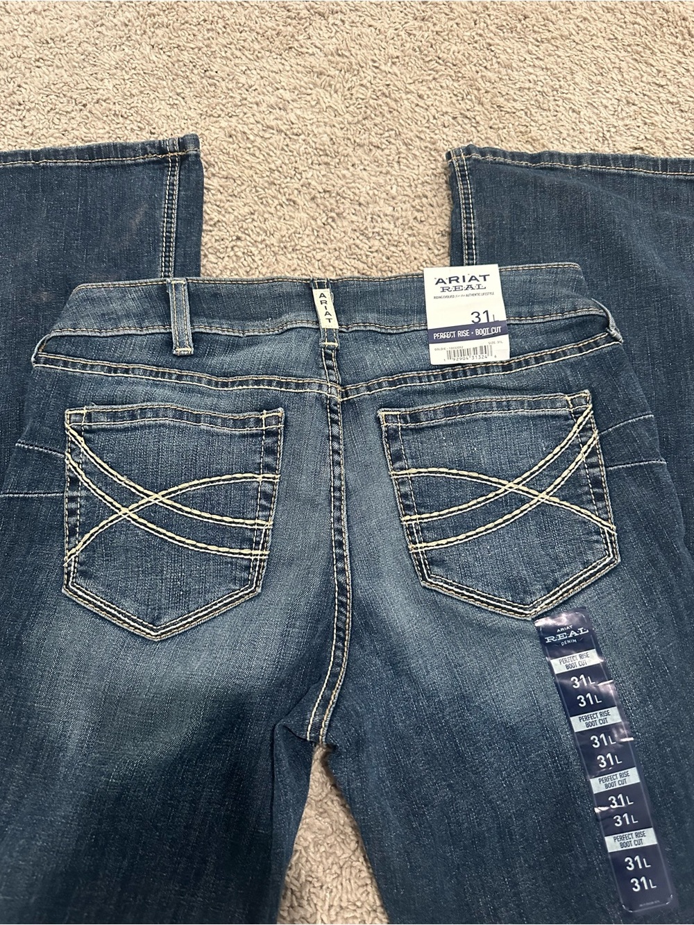 Ariat Jeans NWT - Picture 2 of 13